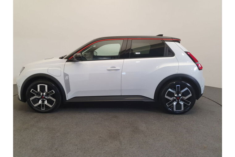 Renault 5 comfort range techno 52 kWh Winterpakket, PDC pakket