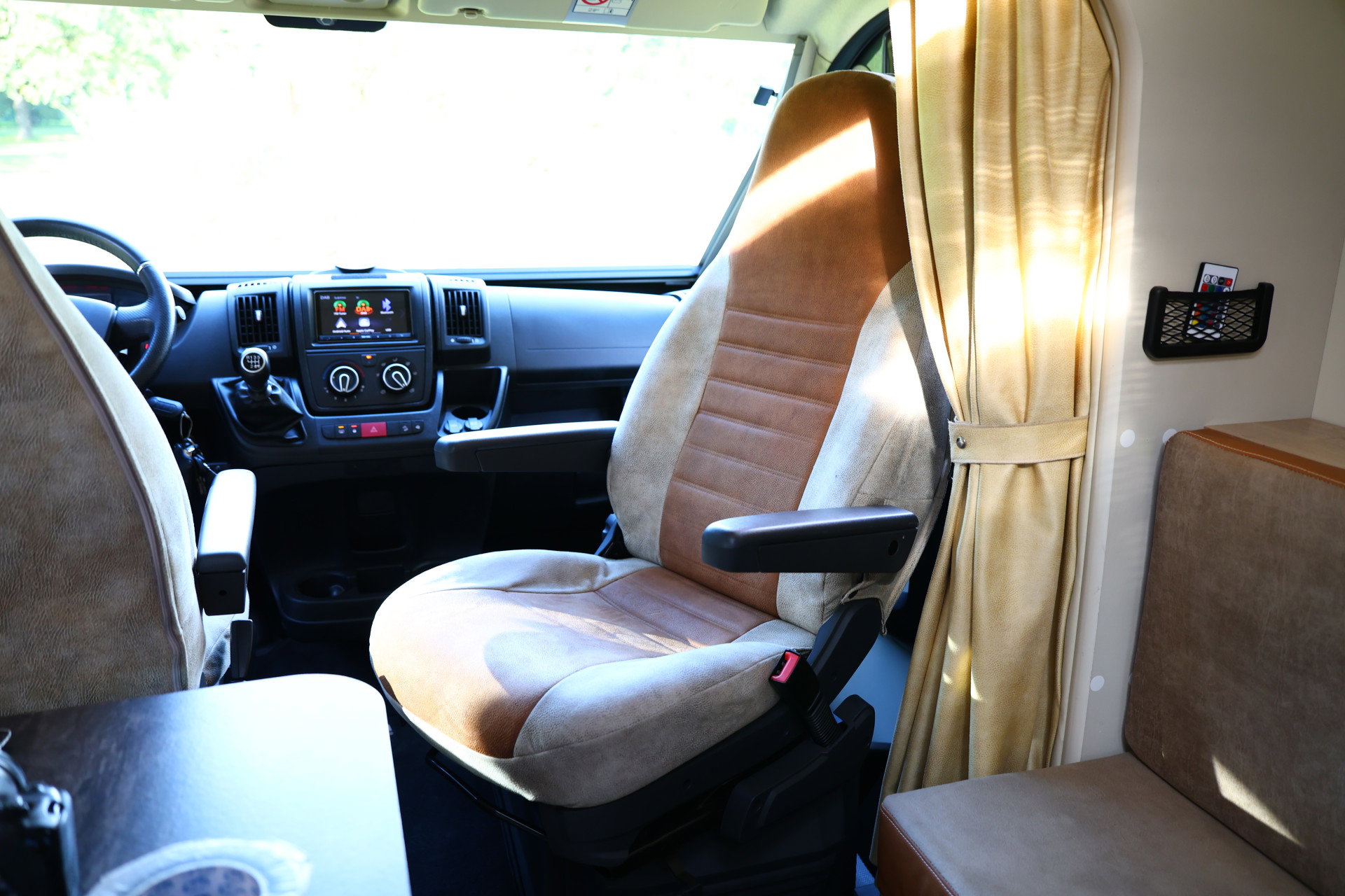 Citroën P.L.A JUMPER RAPIDO AVM CARPLAY NAVI CAMERA CRUISE PANORAMA THAAK '19 - foto 22