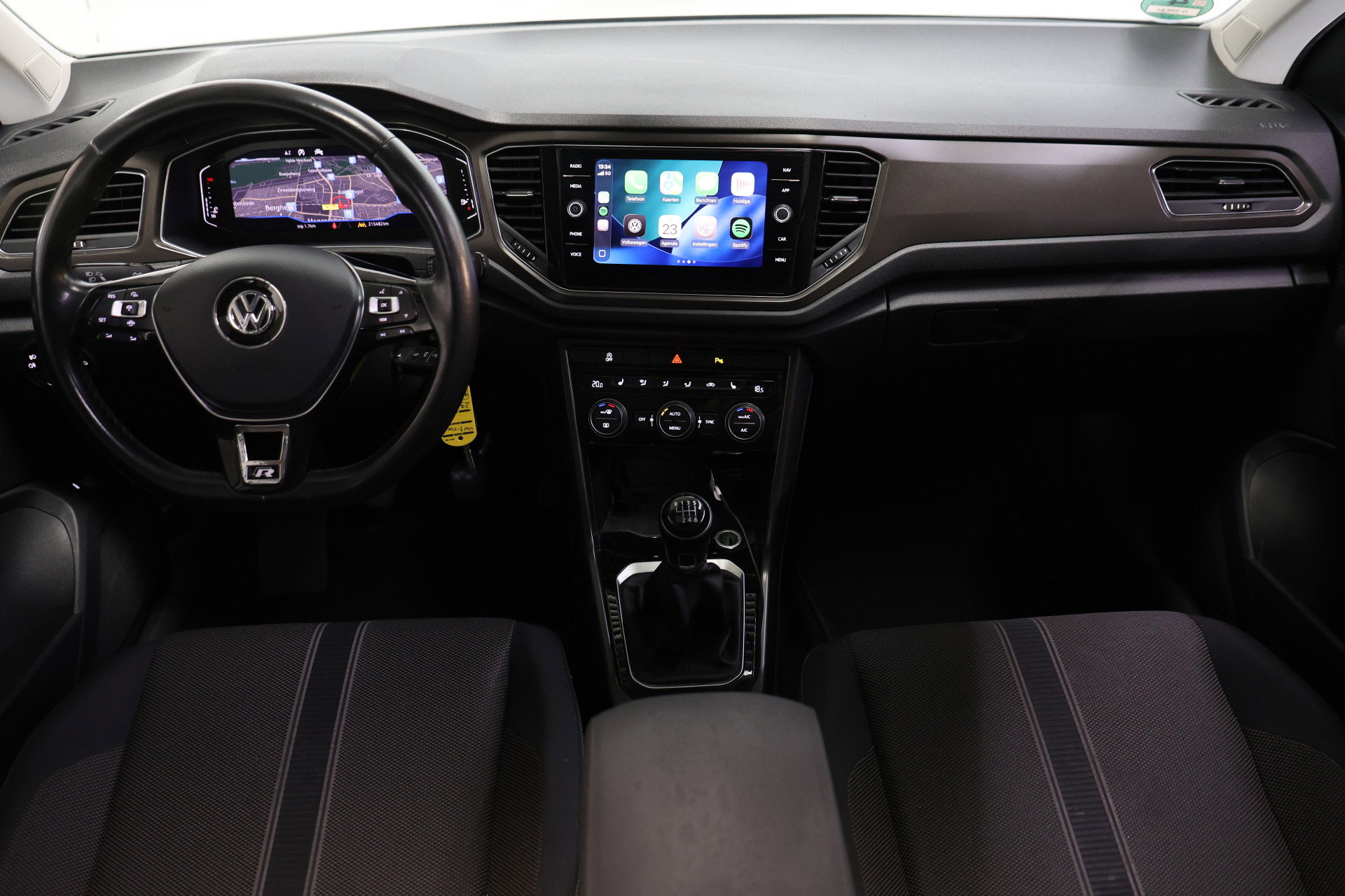 Volkswagen 1.0 TSI R-Line CLIMA VIRTUAL PDC CARPLAY CAMERA PANO LANE+FRONT Ass. '19 - foto 2