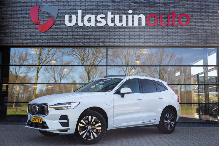Foto van Volvo XC60 2.0 T8 Plug-in hybrid AWD Plus Bright