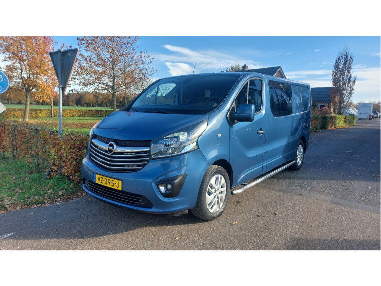 Foto van Opel Vivaro 1.6 CDTI L2H1 DC Sport EcoFlex