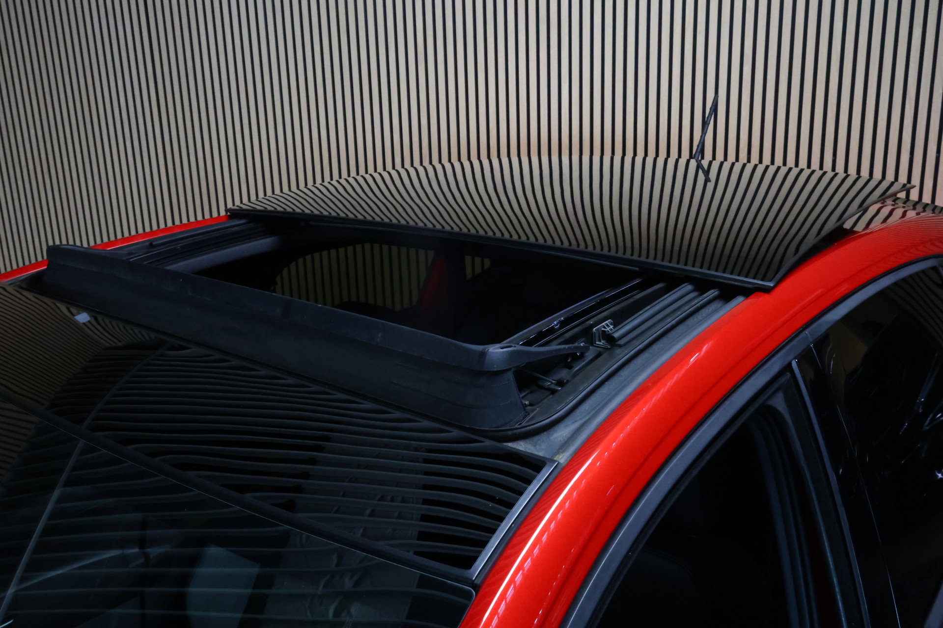 Volkswagen 1.0 TSI R-Line Business AVM DSG NAVI CARPLAY PANO STOELVW '22 - foto 14