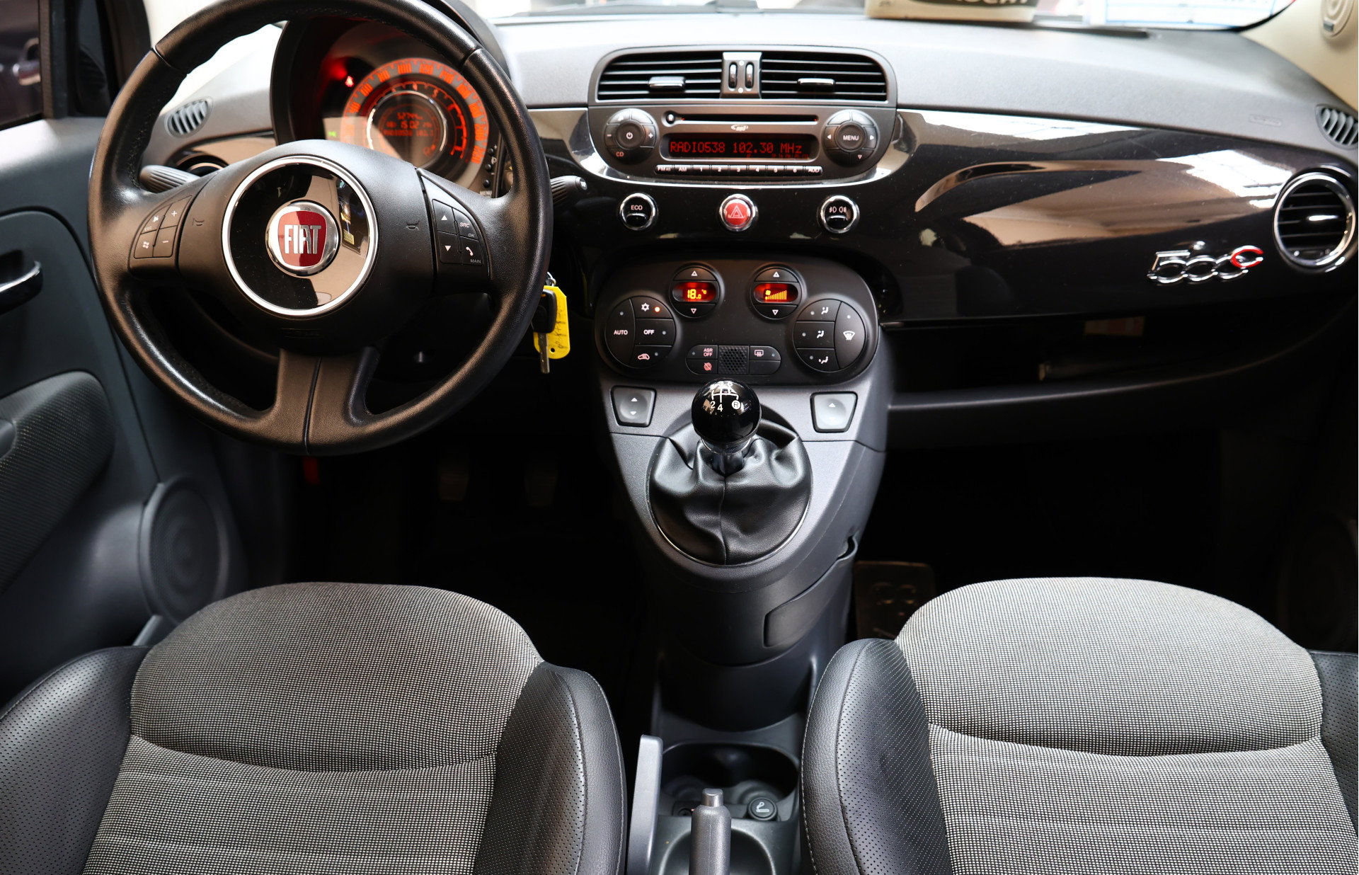 Fiat 0.9 TwinAir Lounge Cabrio NAP km stand 52000 LEDER BT PDC ECC '12 - foto 25
