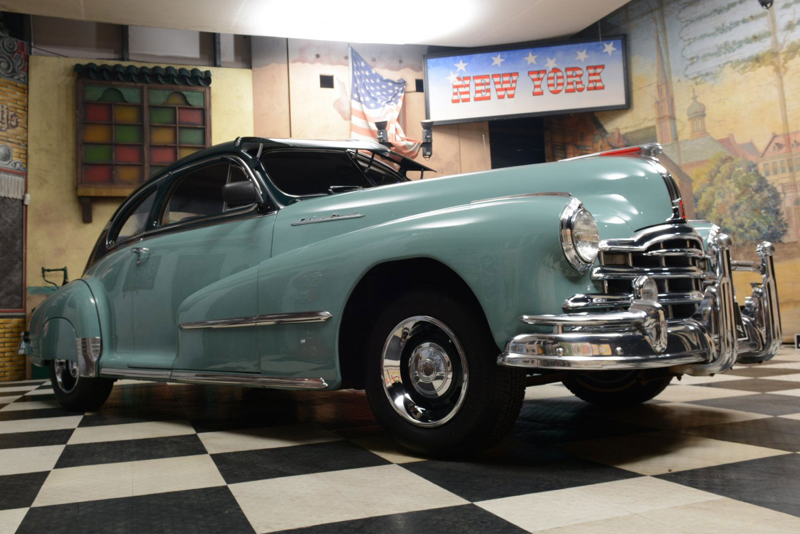 Pontiac Streamliner Deluxe RD Classics