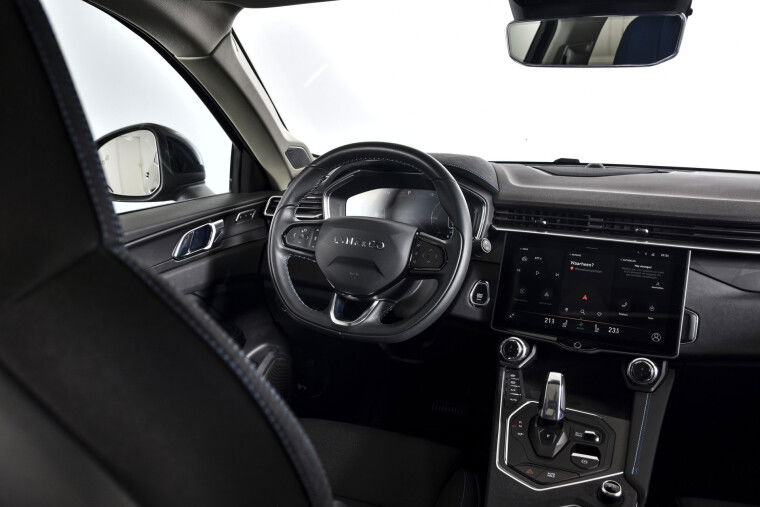Lynk & Co - 01