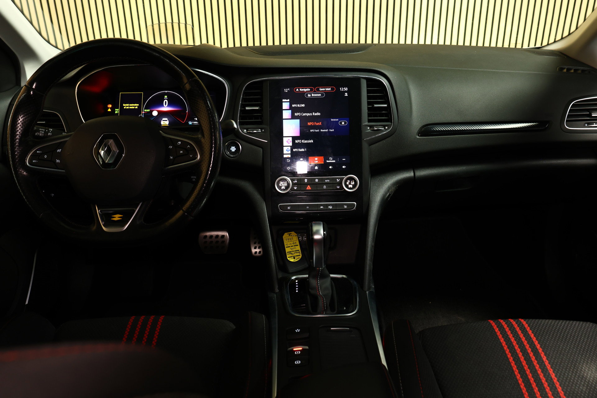 Renault Estate 1.6 Plug-In Hybrid 160 RS Line BOSE CARPLAY PDC CAMERA "21 - foto 2