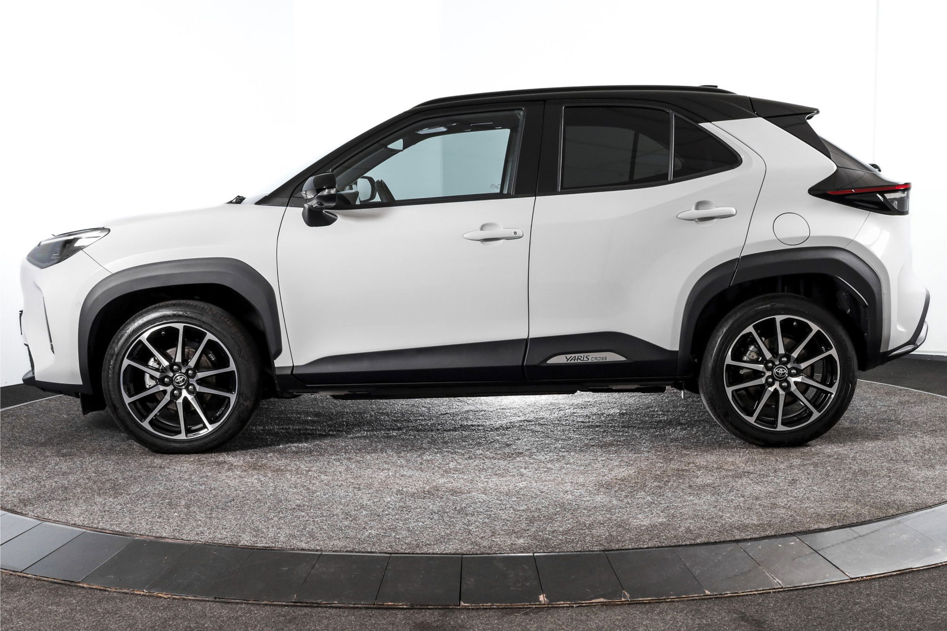 Toyota - Yaris Cross