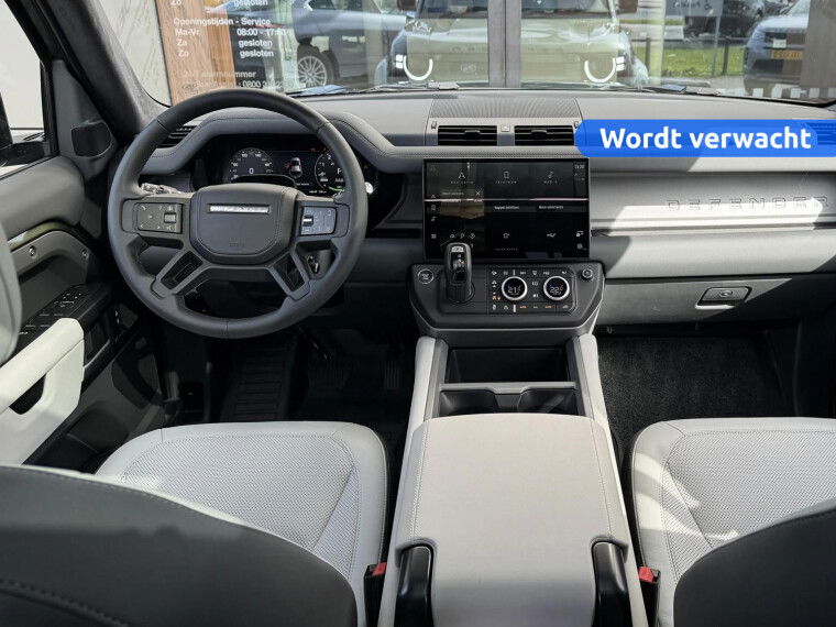 Land Rover Defender 110 2.0 P300e 110 X-Dynamic HSE