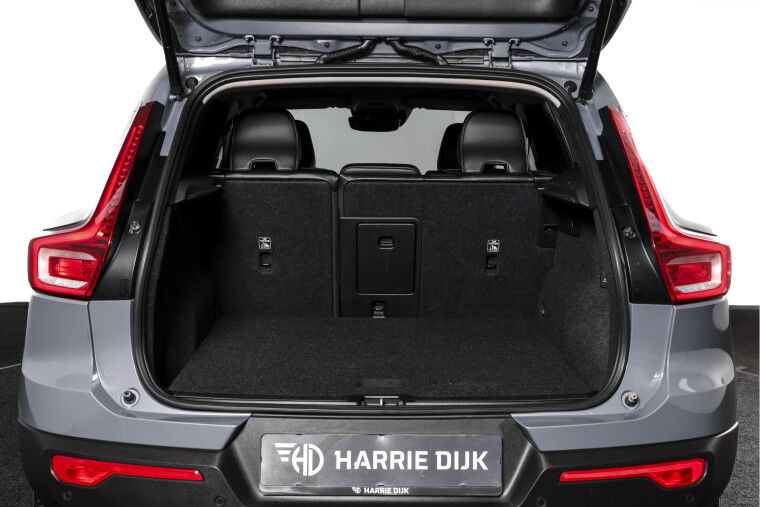 Volvo - XC40