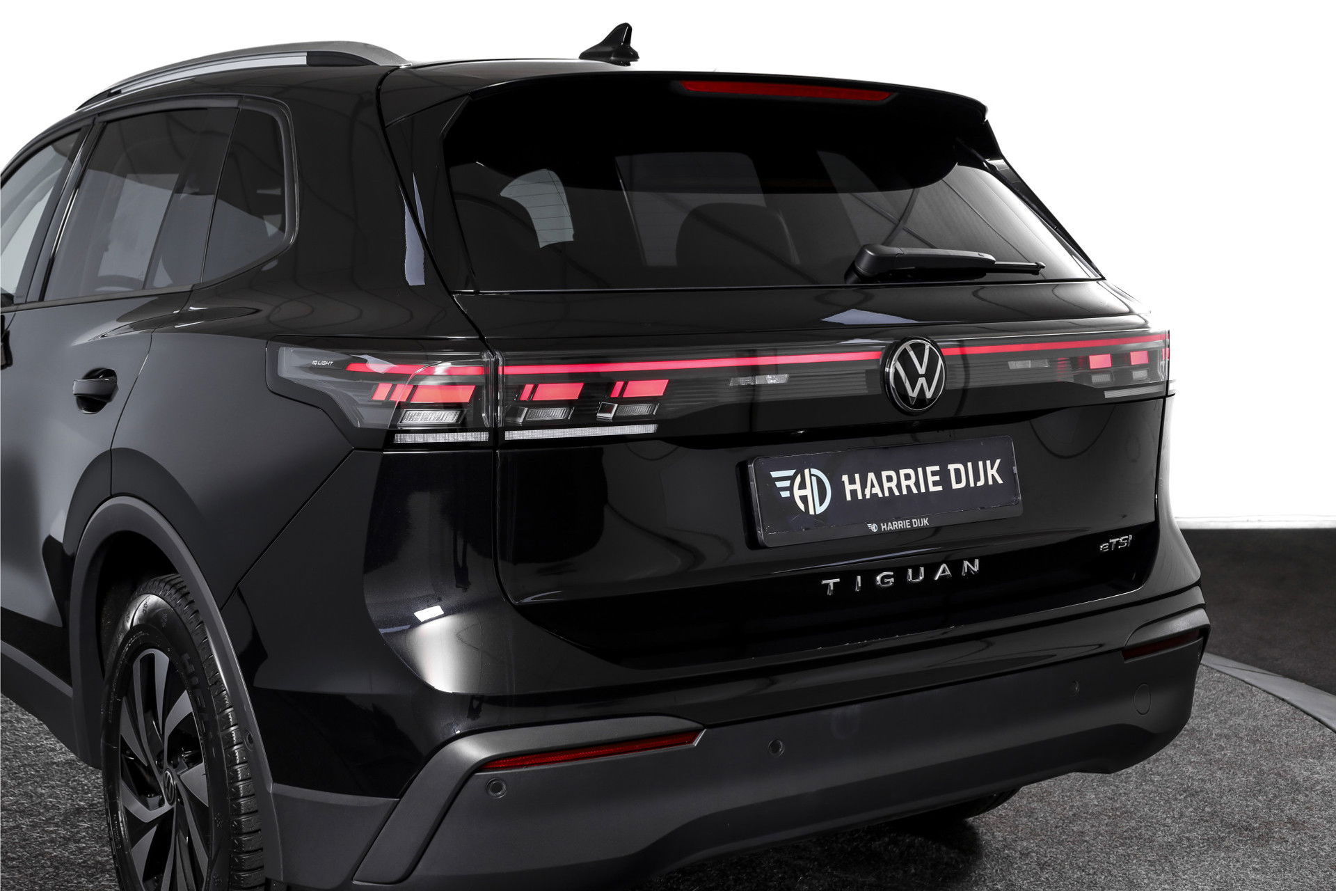 Volkswagen - Tiguan