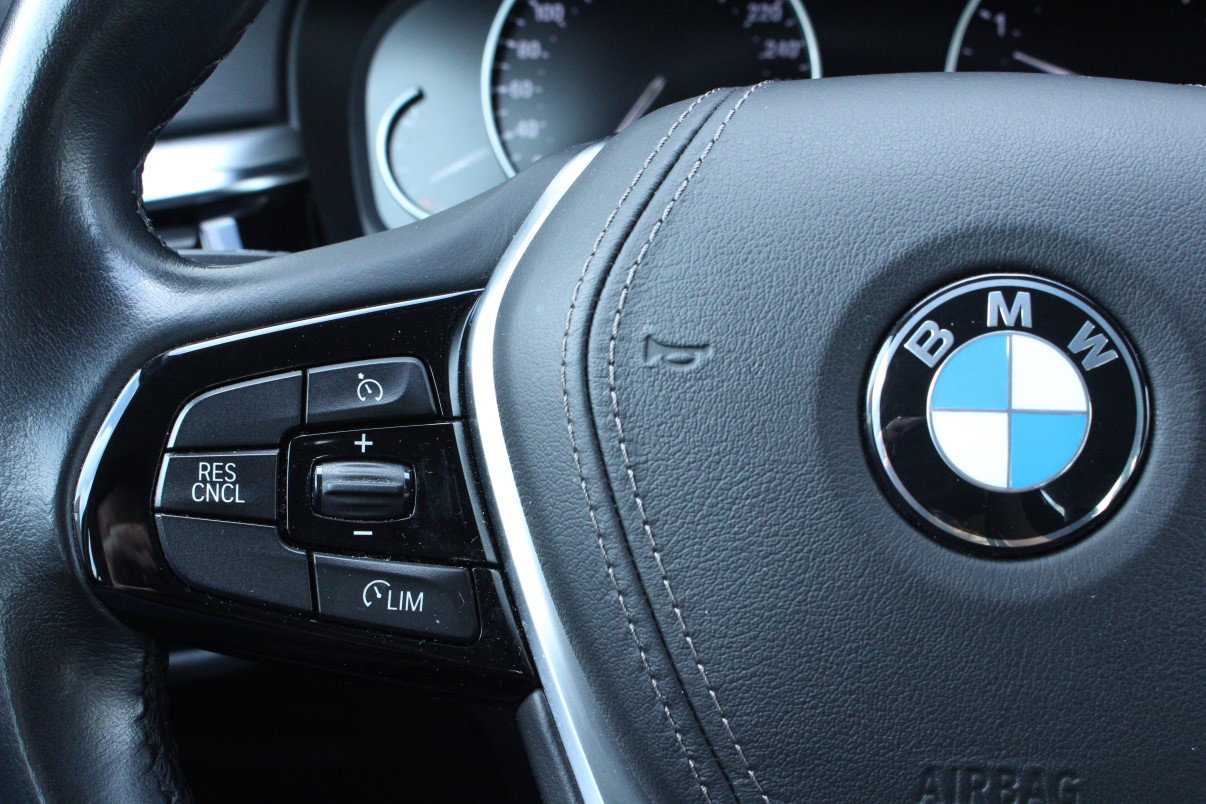 BMW Touring 520i Executive NAVI AVM LED STOELVW CAMERA LED '18 - foto 15