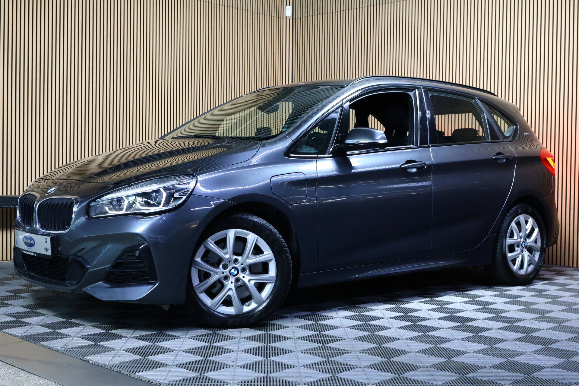 BMW Active Tourer 225xe PLUGIN HYBR M SPORT High Executive GROTE NAVI HEADUP PDC "18 - foto 9