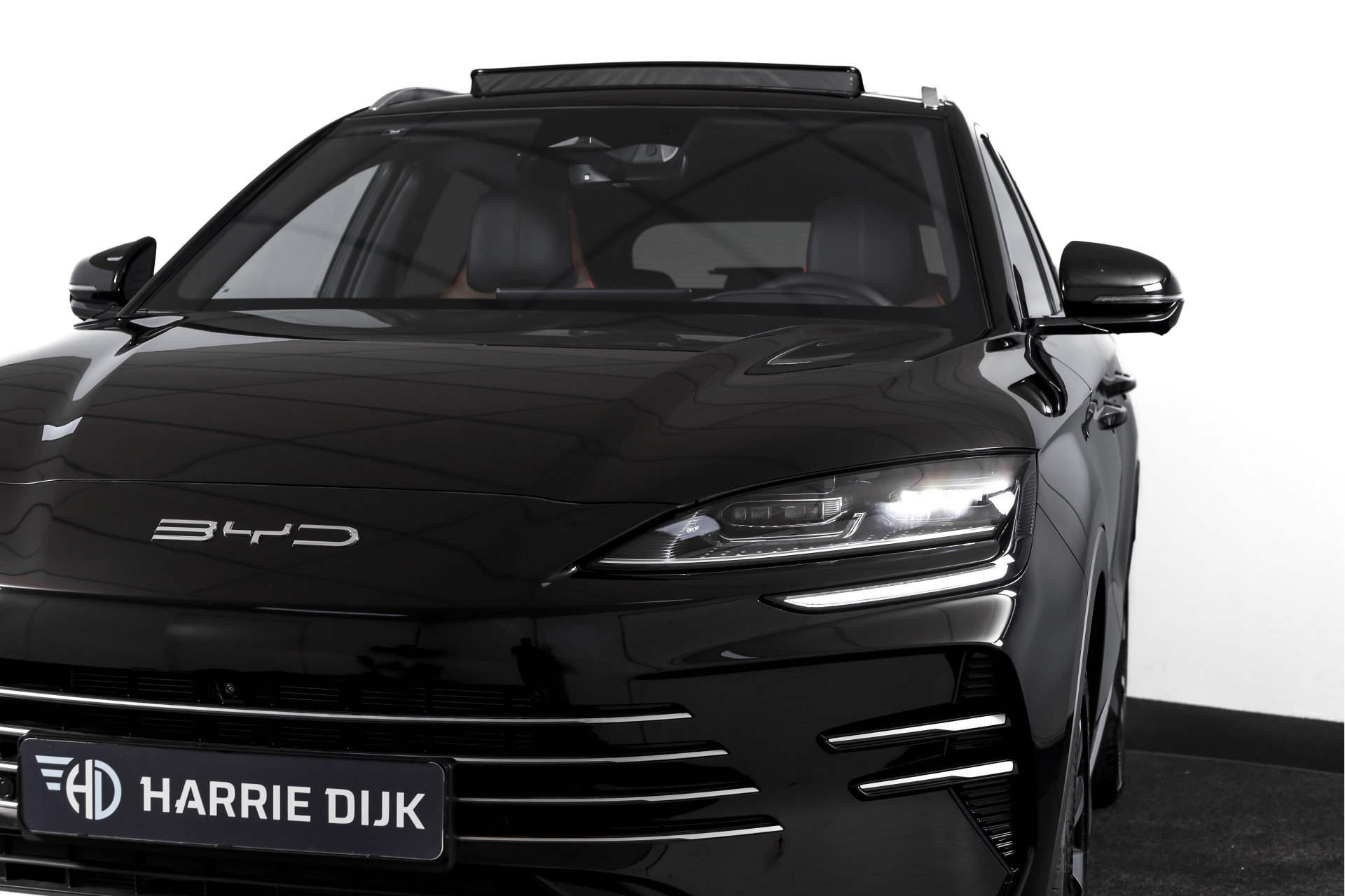 BYD - SEAL U
