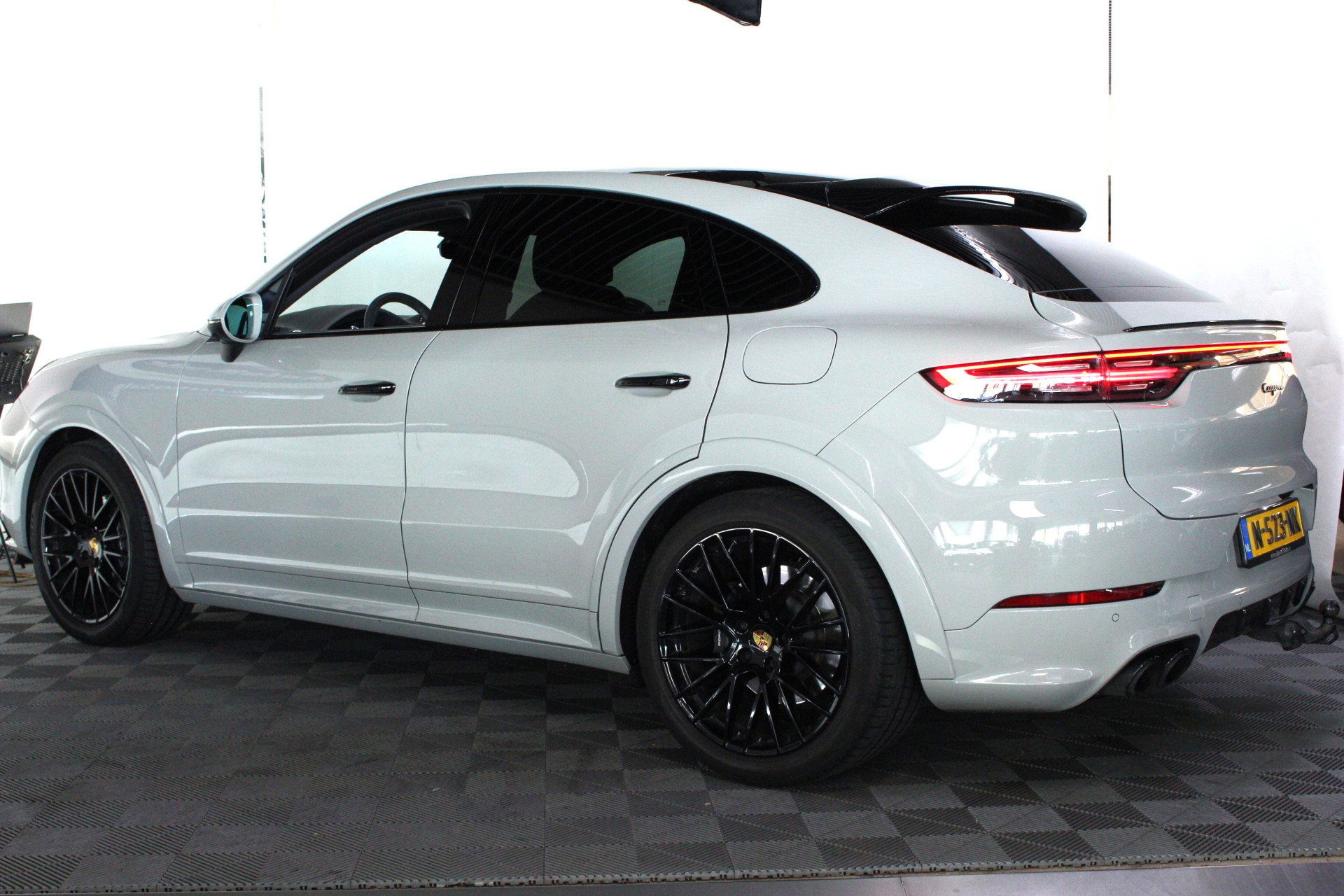 Porsche Coupé 3.0 E-Hybrid KRIJT SPORTDESIGN PANO * NL *AUTO TRH 360 CAM ACC M 22 - foto 14