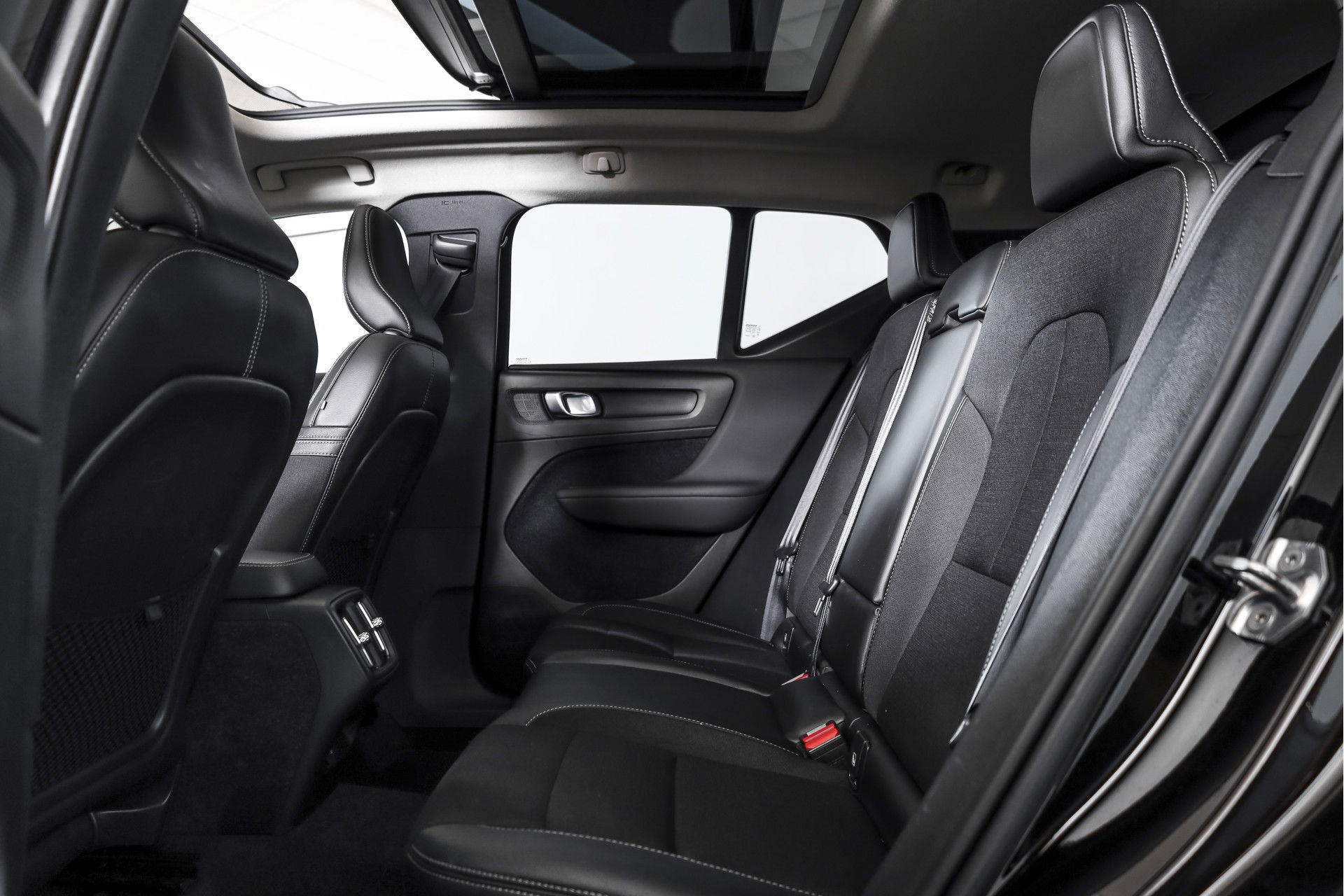 Volvo - XC40