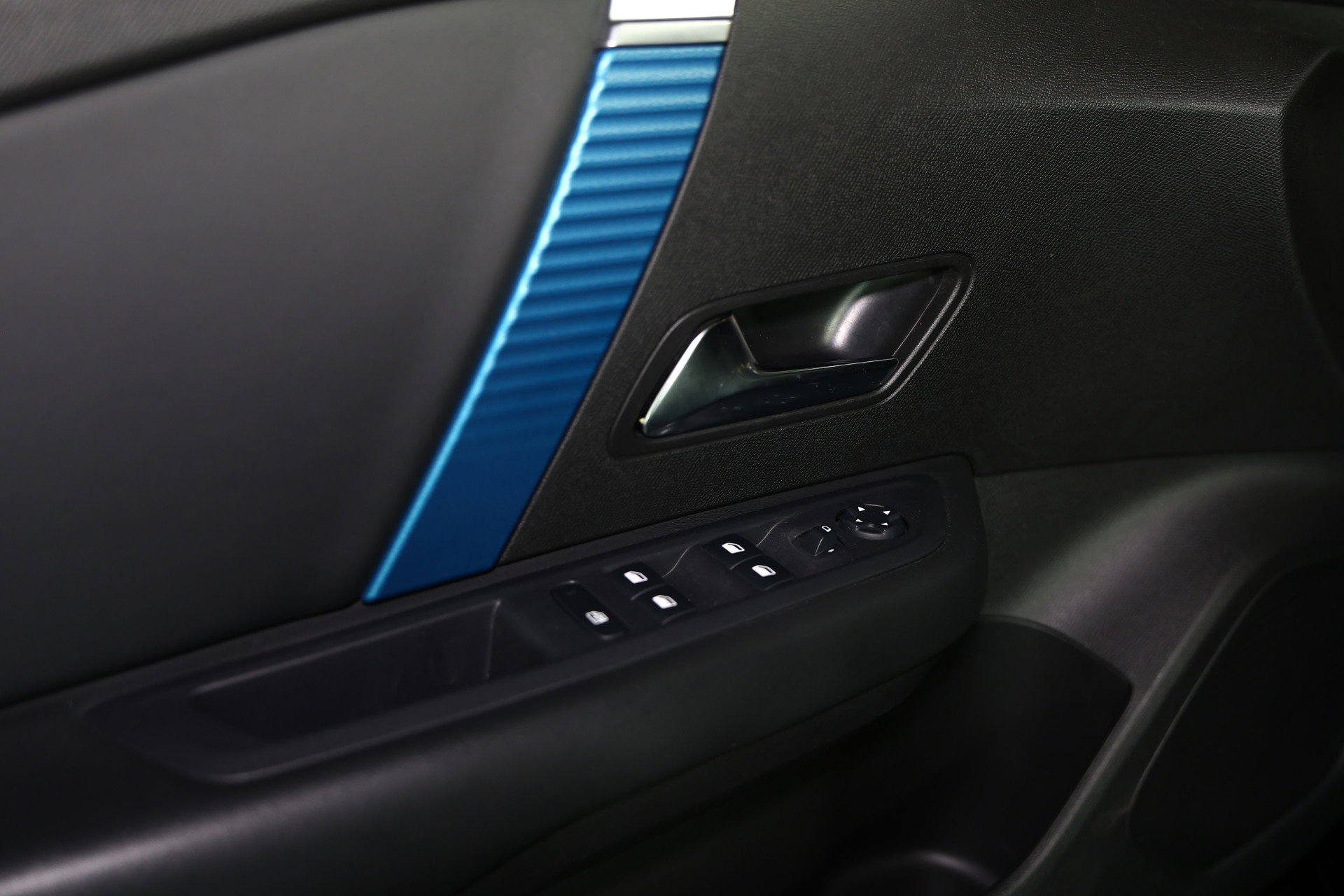 Citroën Shine 50 kWh CARPLAY CLIMA CAMERA NAVI VIRTUAL CRUISE LANE STOELVW '21 - foto 12