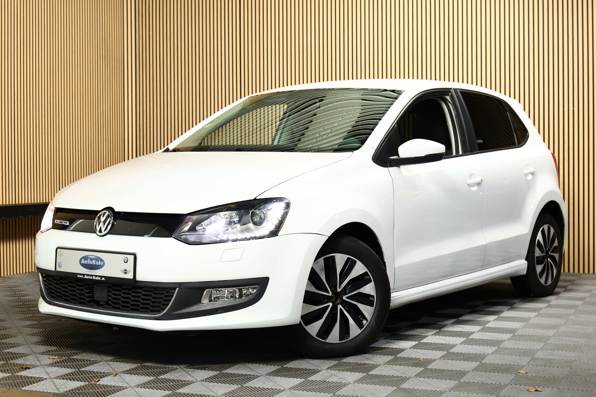 Volkswagen 1.2 TSI Highline 90dkm AIRCO ACC STOELVW "16 - foto 10