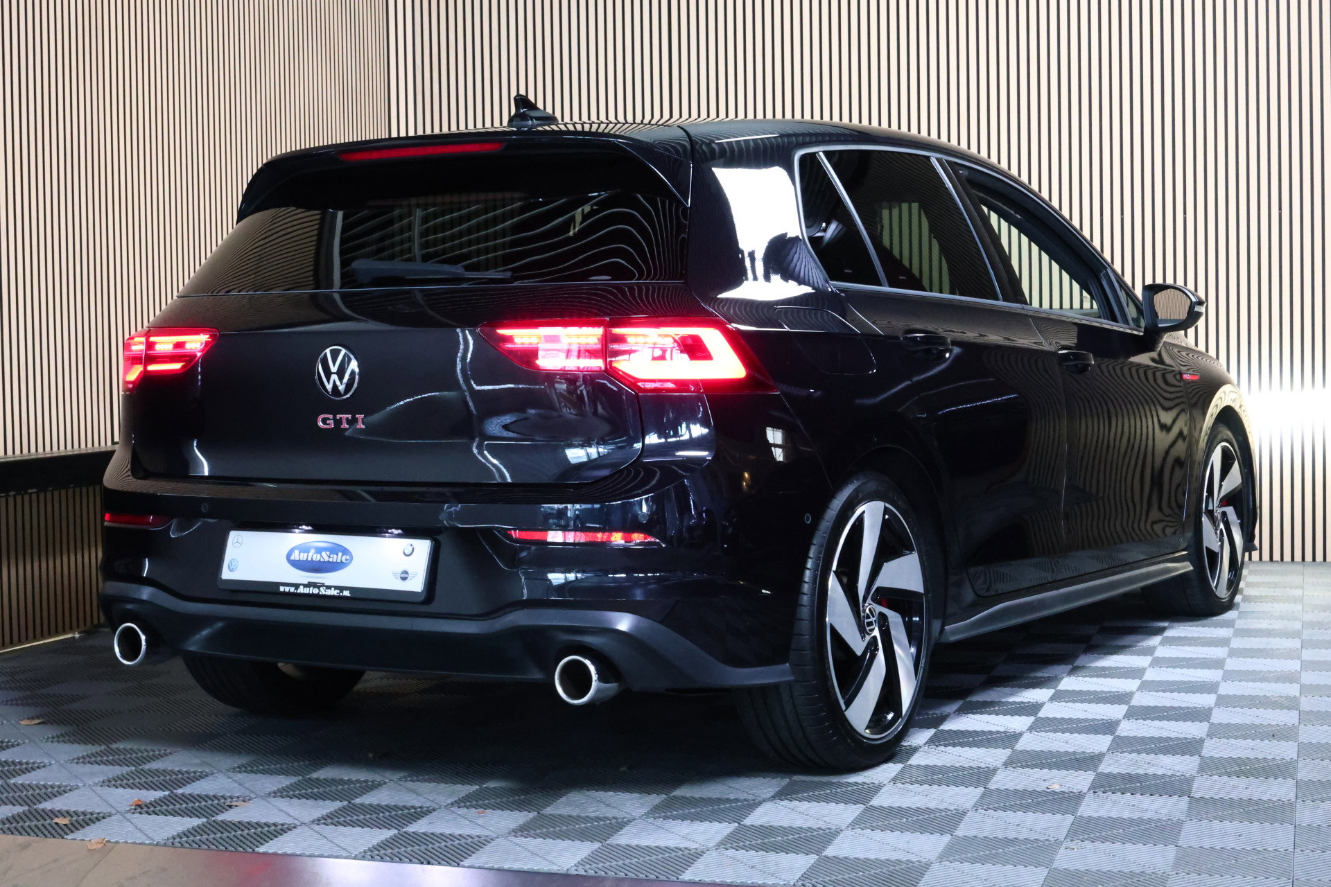 Volkswagen 2.0 TSI GTI AVM 19000 km FULL OPTIONS VIRTUAL !! 2023 - foto 3