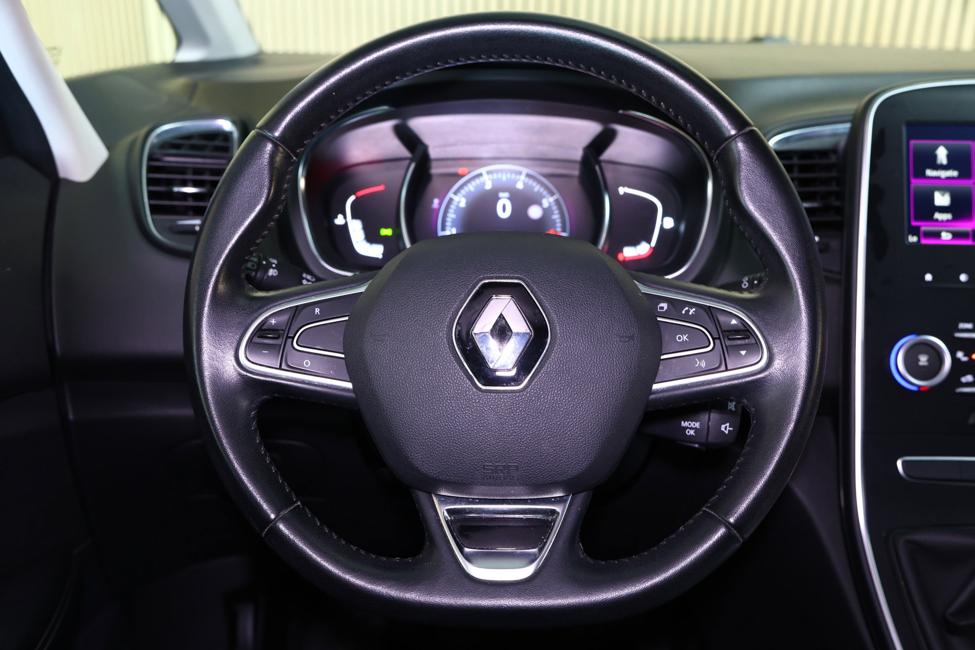 Renault 1.2 TCe Intens AVM LED NAVI CRUISE CLIMA KEYLESS PDC BT THAAK "17 - foto 30