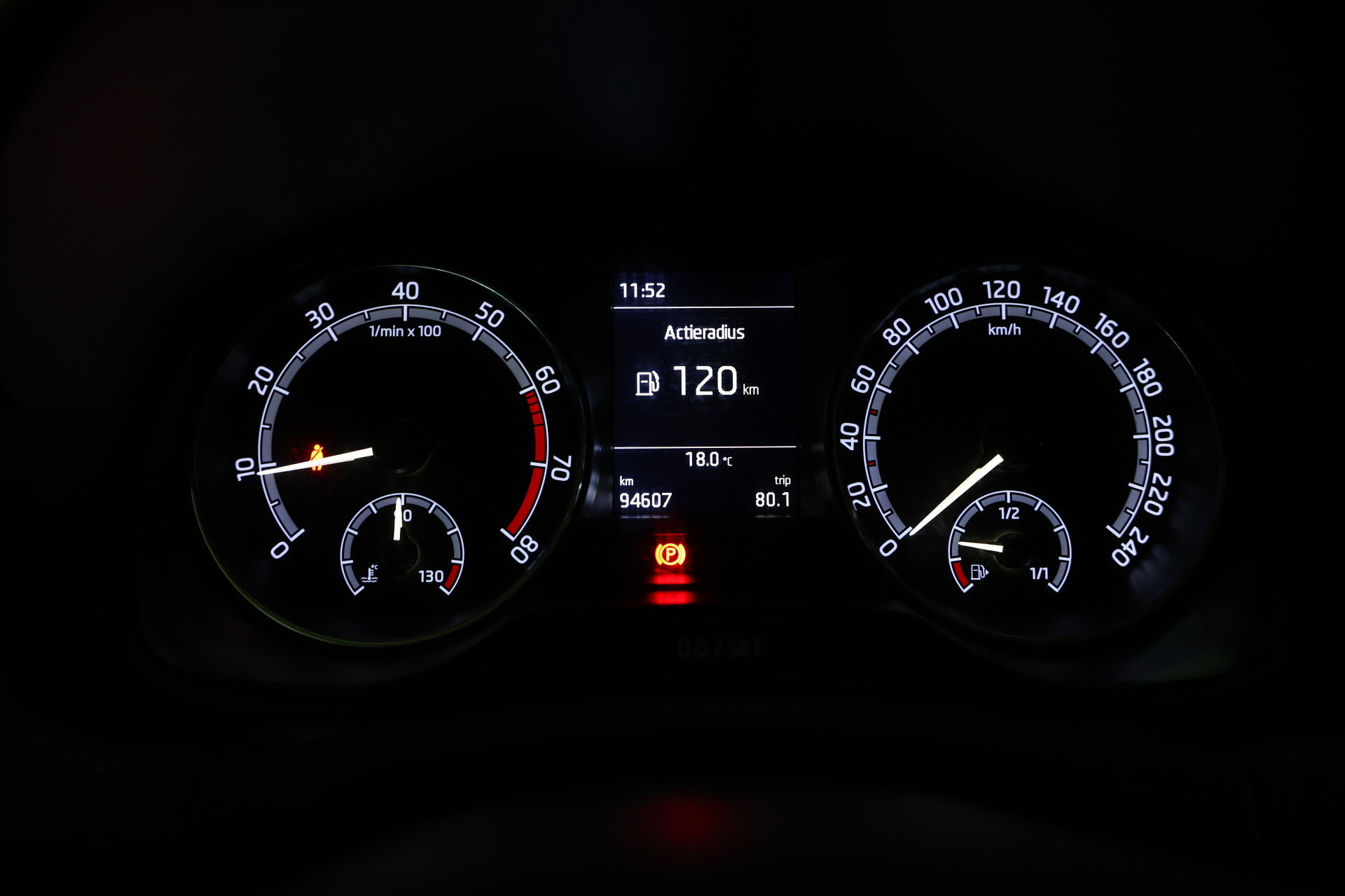 Škoda AVM AIRCO BLUETOOTH STOELVW PDC "19 - foto 15