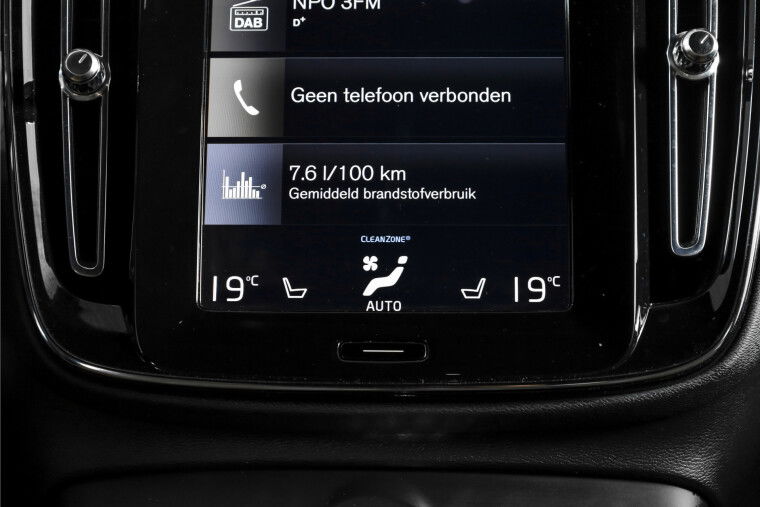 Volvo - XC40