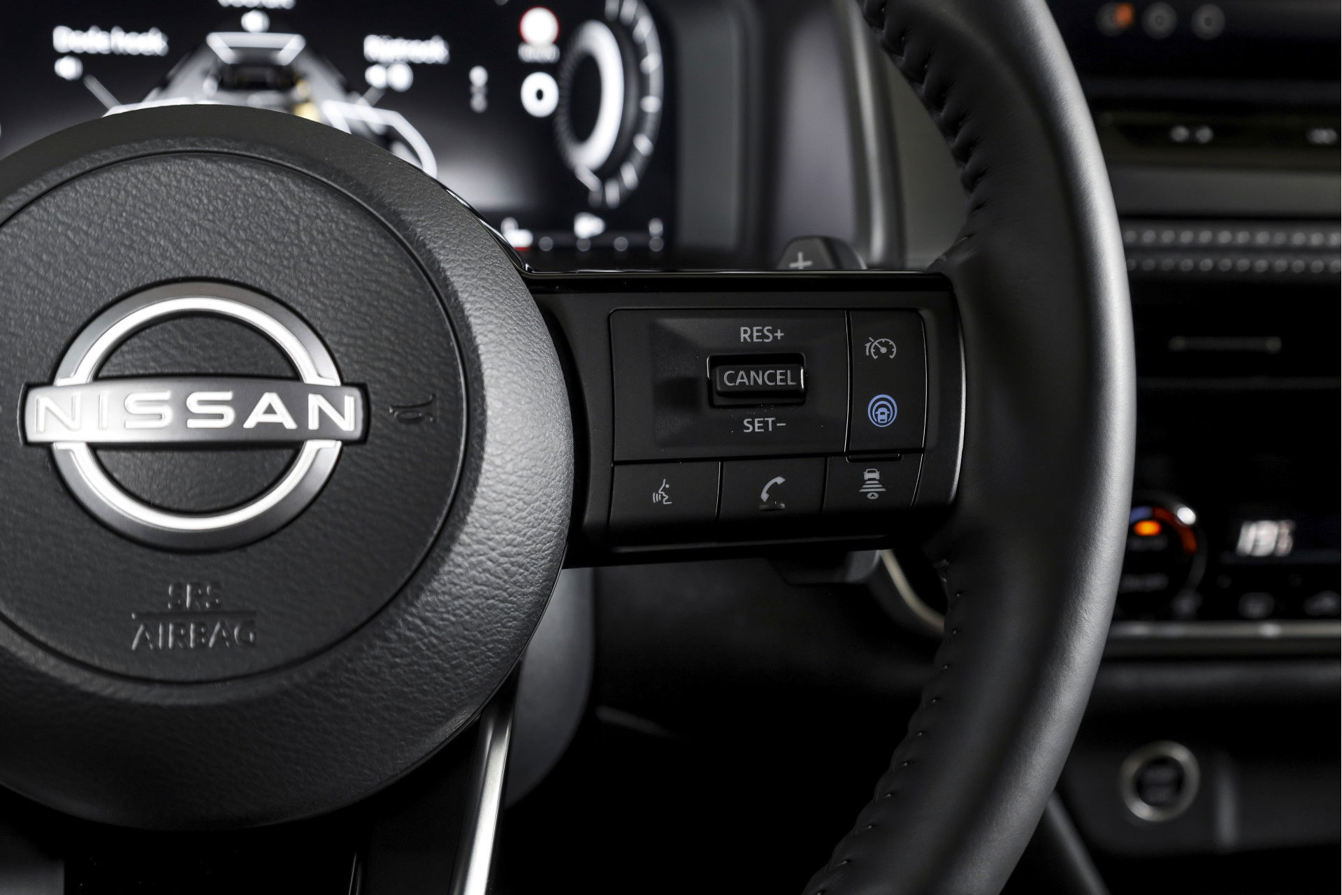 Nissan - QASHQAI