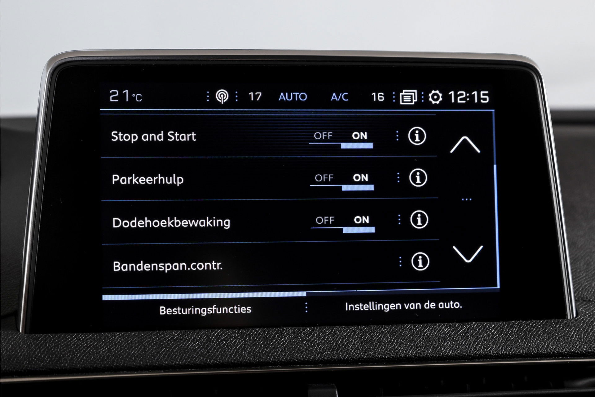 Peugeot - 3008
