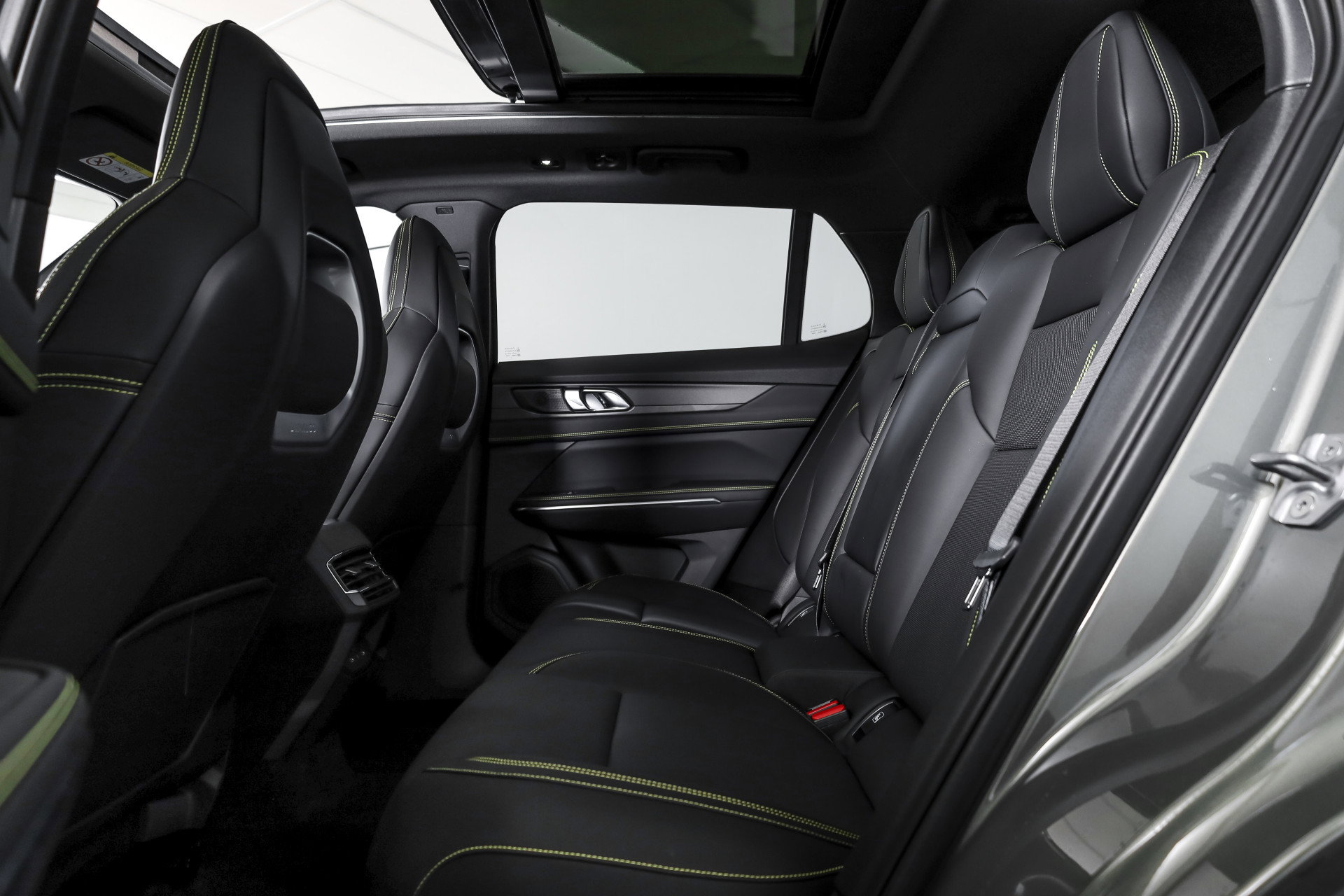 Lynk & Co - 01
