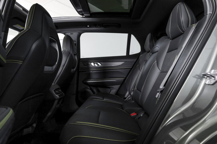 Lynk & Co - 01