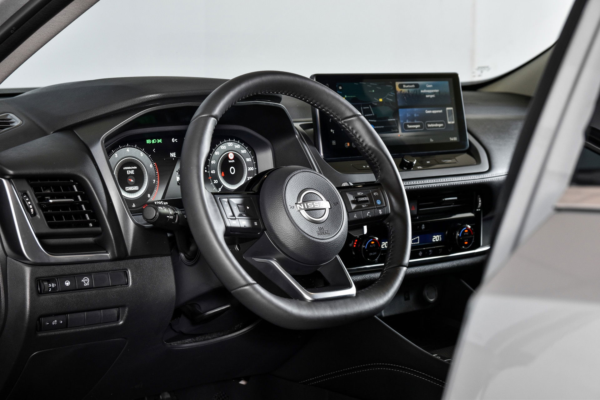 Nissan - QASHQAI