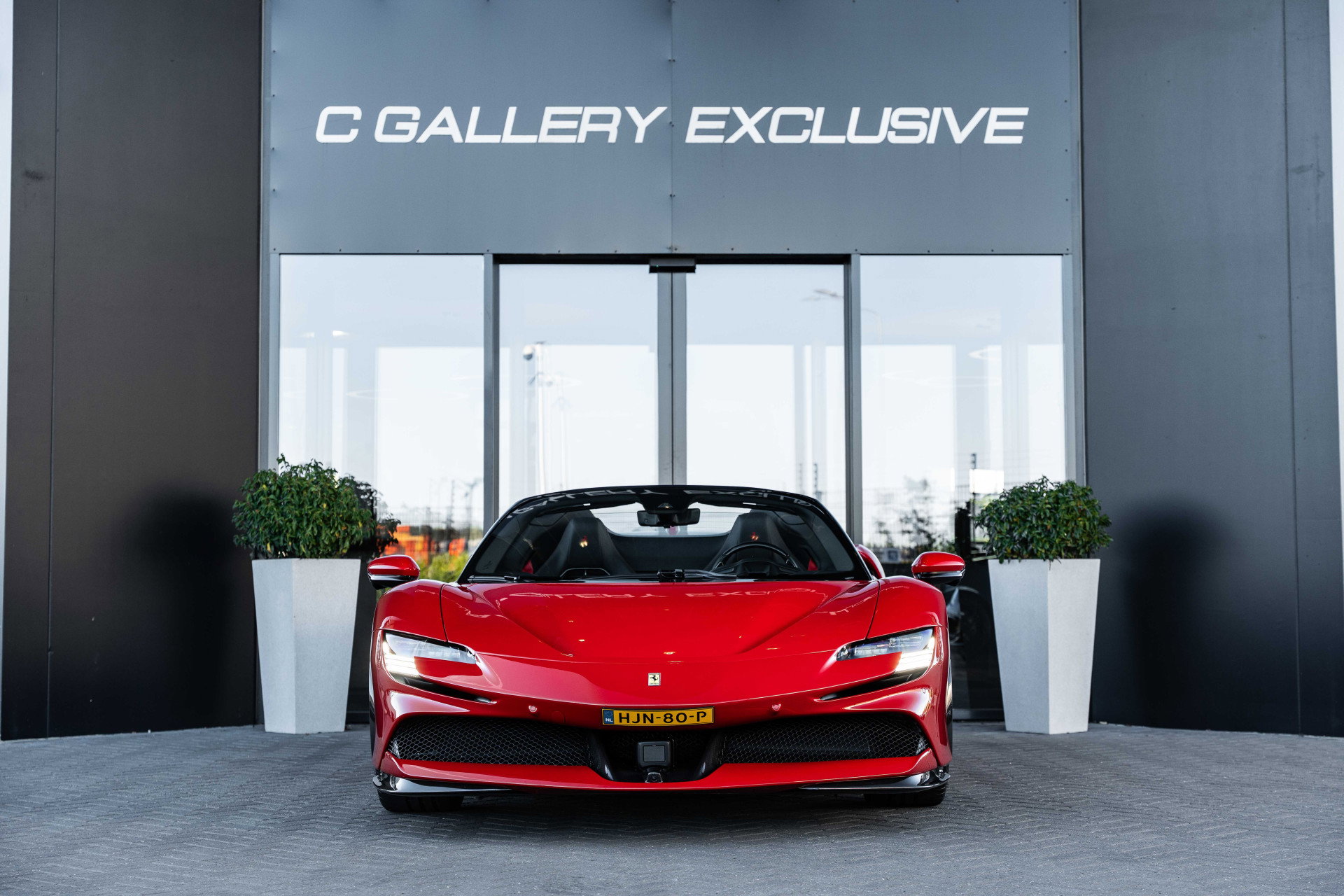 Ferrari SF90 Spider 4.0 V8 – C Gallery Exclusive