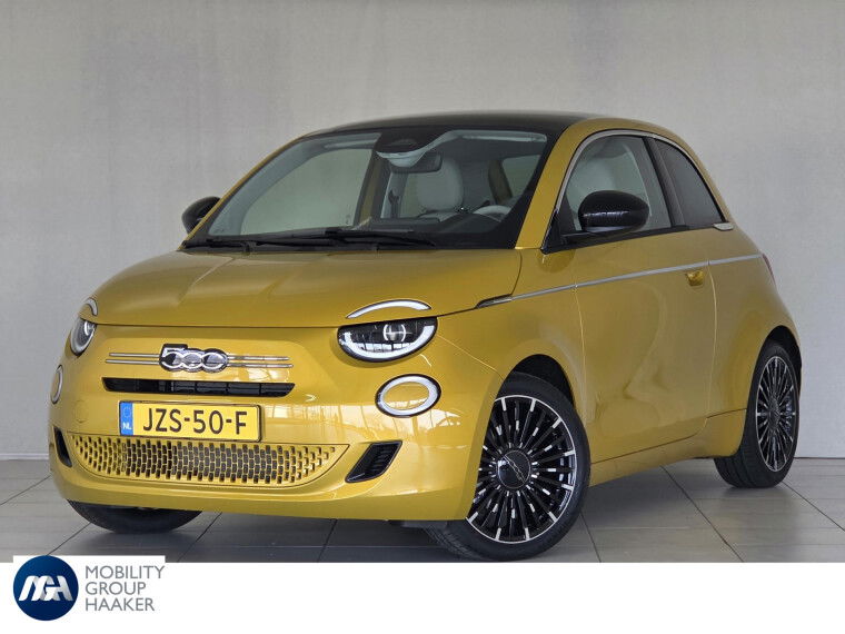 Foto van Fiat 500 1.0 Hybrid La Prima