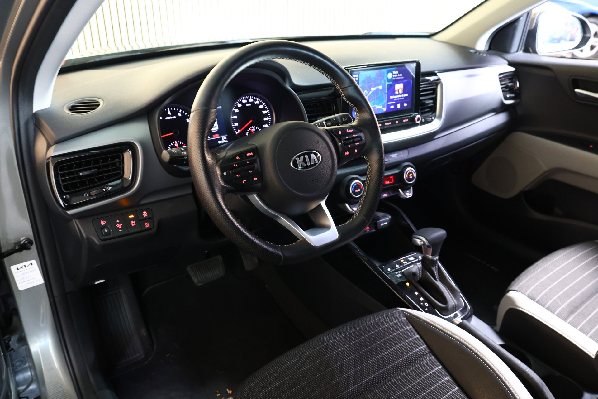 Kia 1.0 T-GDI Hybrid LEDER CARPLAY NAVI CAMERA PDC CLIMA STOELVW KEYLESS "21 - foto 24