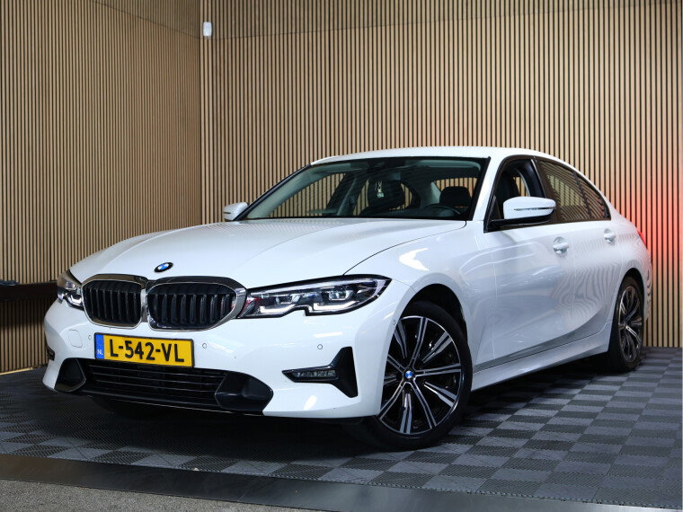 BMW 318i Business M SPORT Edition AVM SPORTLEDER NAVI CARPLAY VIRTUAL '21