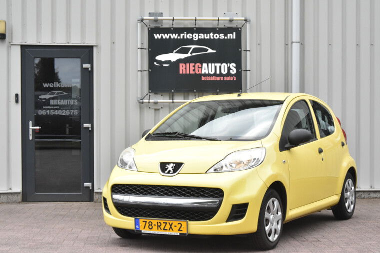 Foto van Peugeot 107 1.0-12V XR B.J. 2011