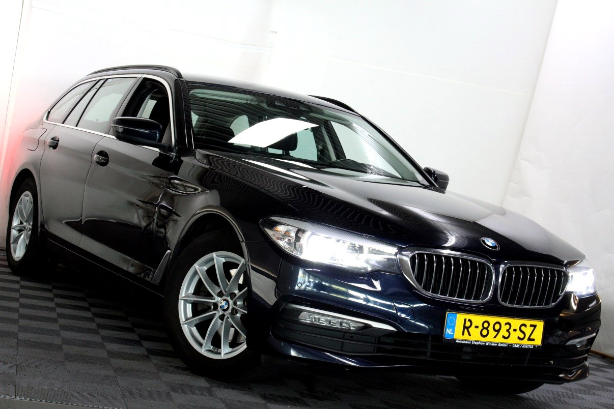 BMW Touring 520i Executive NAVI AVM LED STOELVW CAMERA LED '18 - foto 9