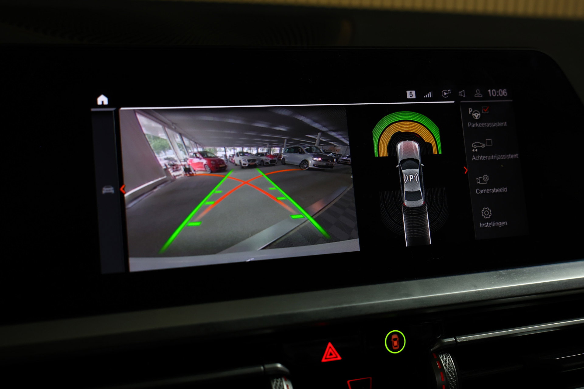 BMW 318i Business M SPORT Edition AVM SPORTLEDER NAVI CARPLAY VIRTUAL '21 - foto 42