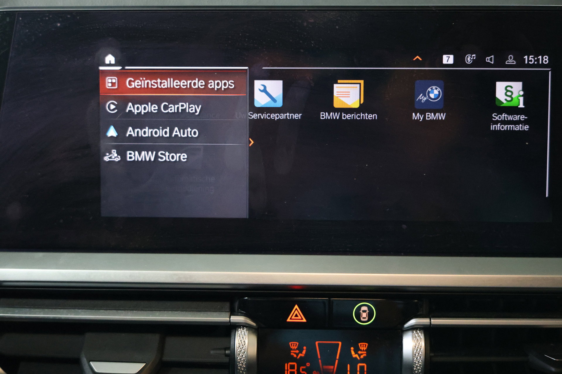 BMW 318i Business M SPORT Edition AVM SPORTLEDER NAVI CARPLAY VIRTUAL '21 - foto 27