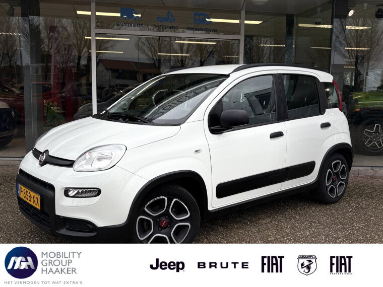 Foto van Fiat Panda 1.0 Hybrid Cross