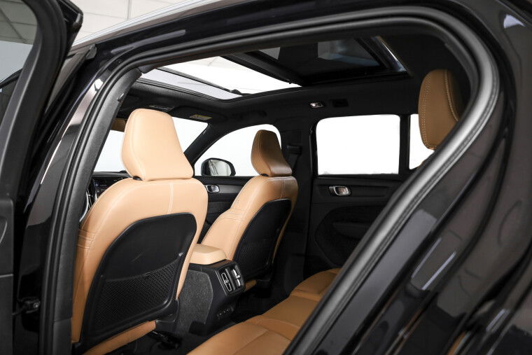 Volvo - XC40