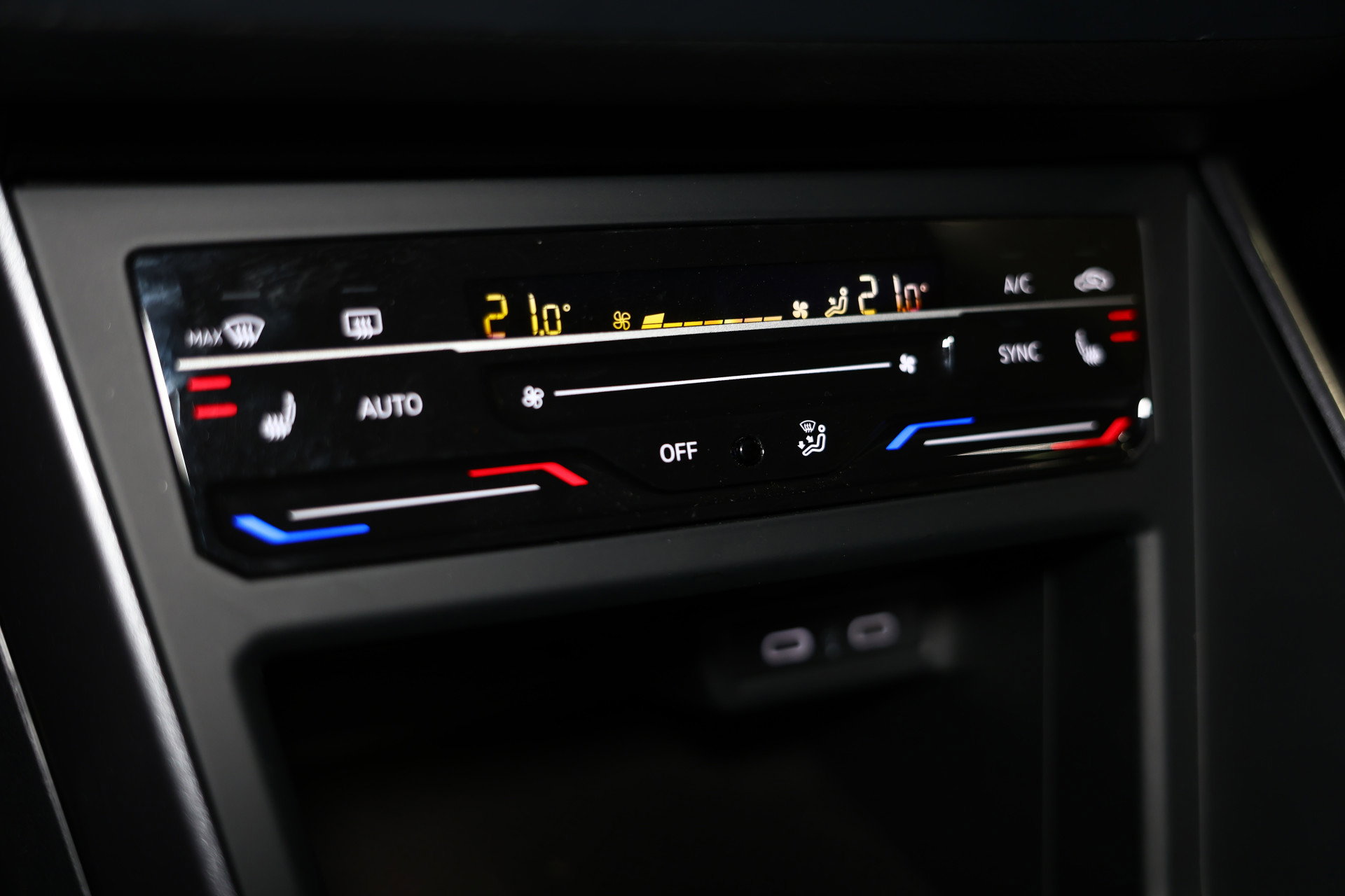 Volkswagen 1.0 TSI Polo CARPLAY NAVI CLIMA CRUISE PDC DAB STOELVW LANE/FRONT ASS '22 - foto 21
