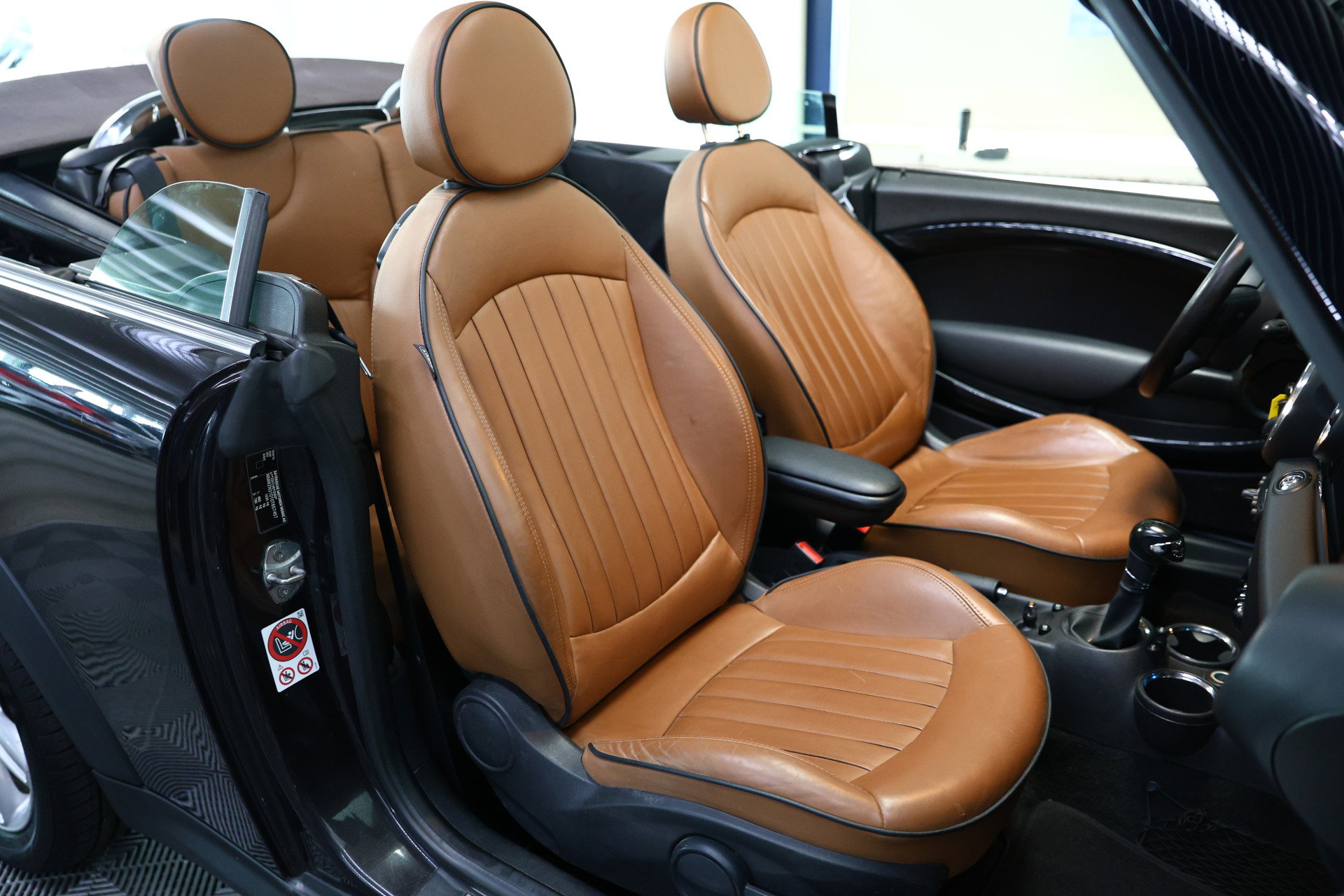 MINI 1.6 AUTOMAAT Chili LEDER NAVI BT STOELVW PDC '15 - foto 11