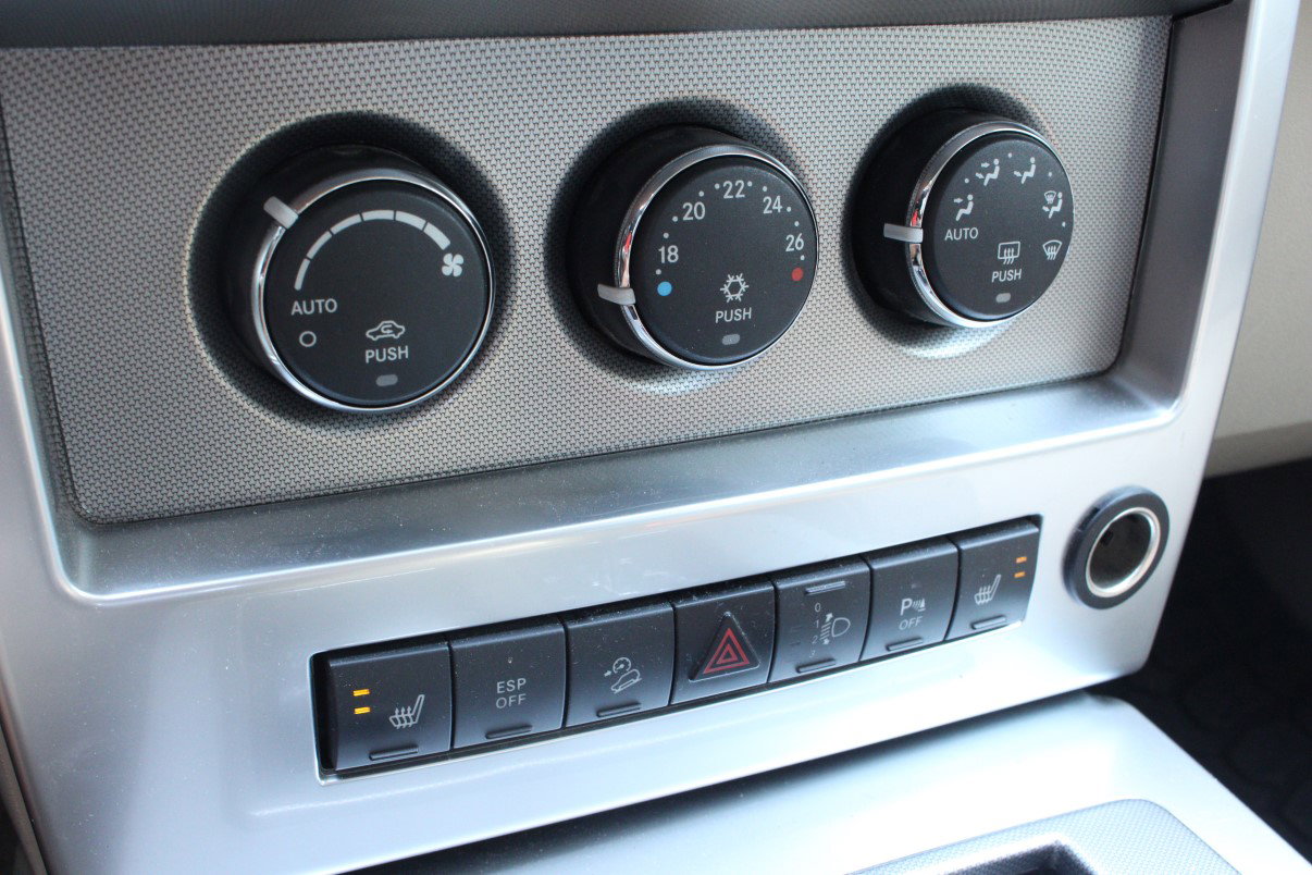 Jeep 2.8 CRD Limited AUT YOUNGTIMER APK4/2026 2eEIG! DAK LEER NAV STOELVW '08 - foto 21