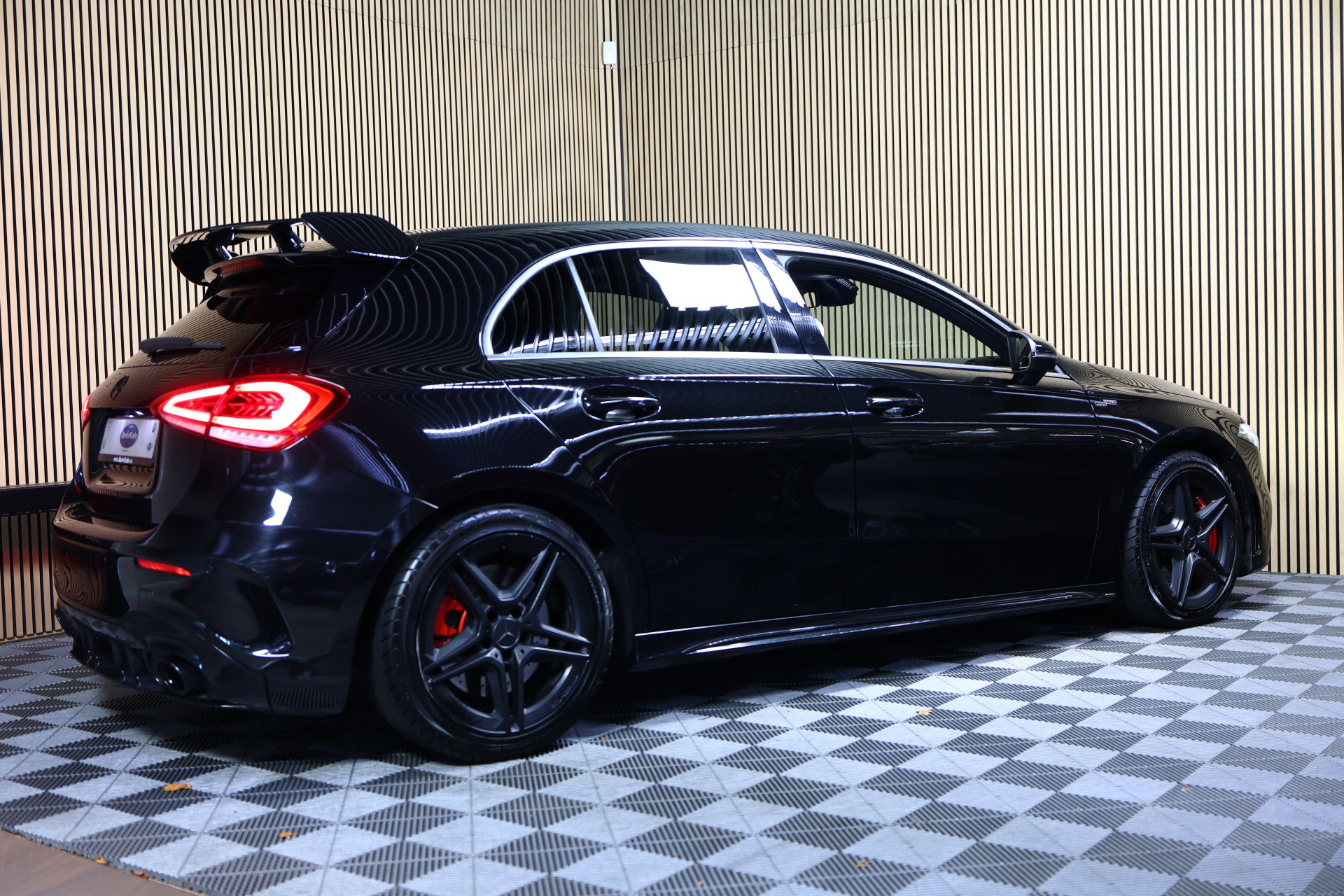 Mercedes-Benz AMG 35 4MATIC PANO NAVI CAMERA VIRTUAL CRUISE CLIMA SFEER STOELVW BT '19 - foto 8