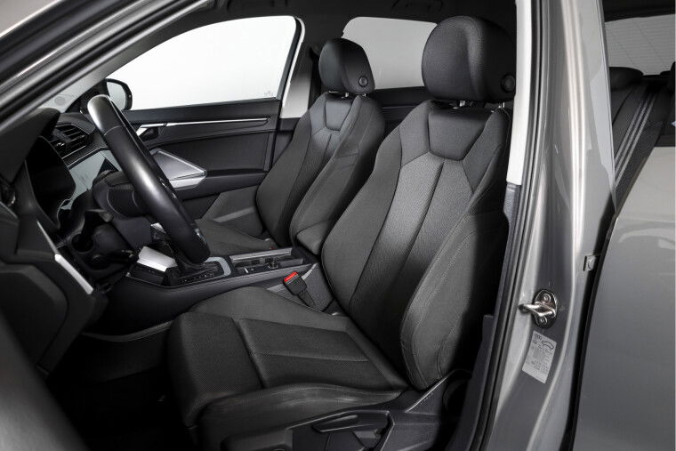 Audi - Q3