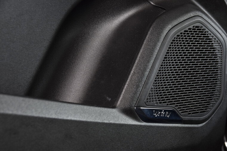 Lynk & Co - 01
