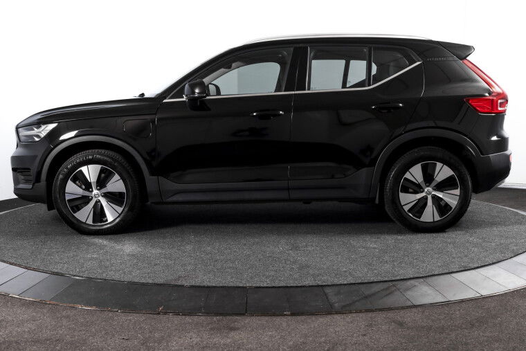Volvo - XC40