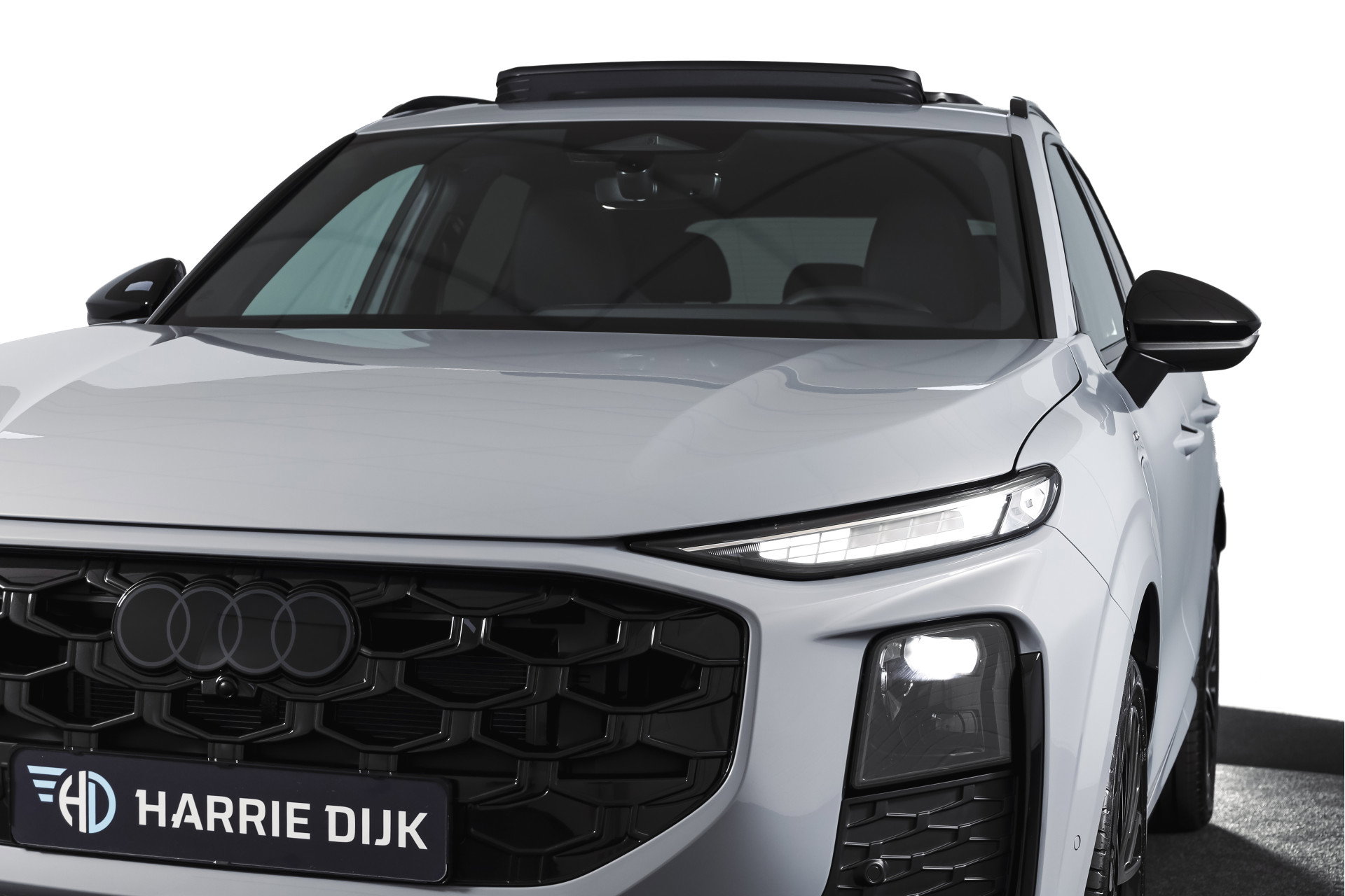 Audi - Q3
