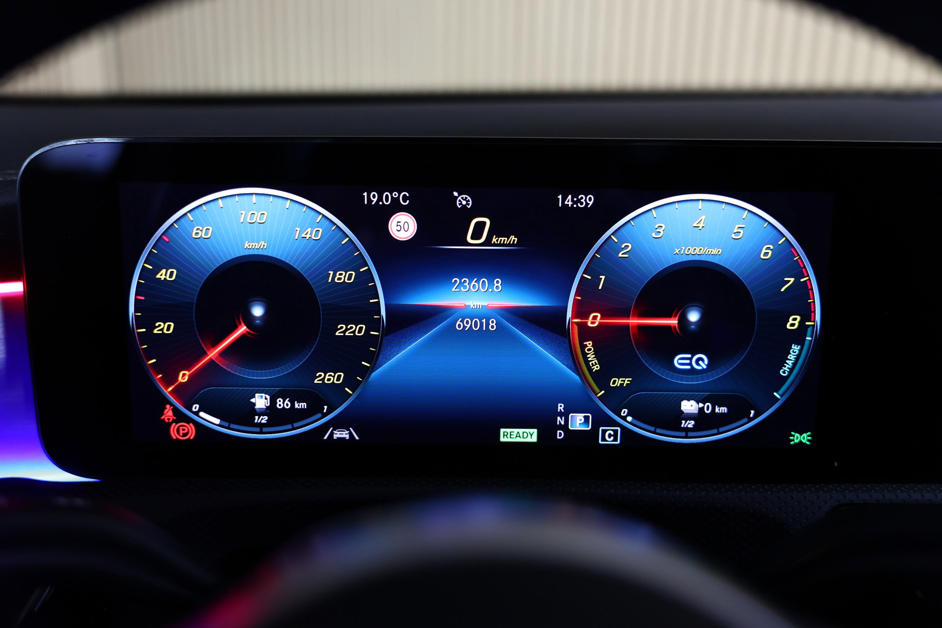 Mercedes-Benz 250e AMG AMBIENTE PANODAK NAVI AUTOM CRUISE PDC CAM SFEER '20 - foto 21