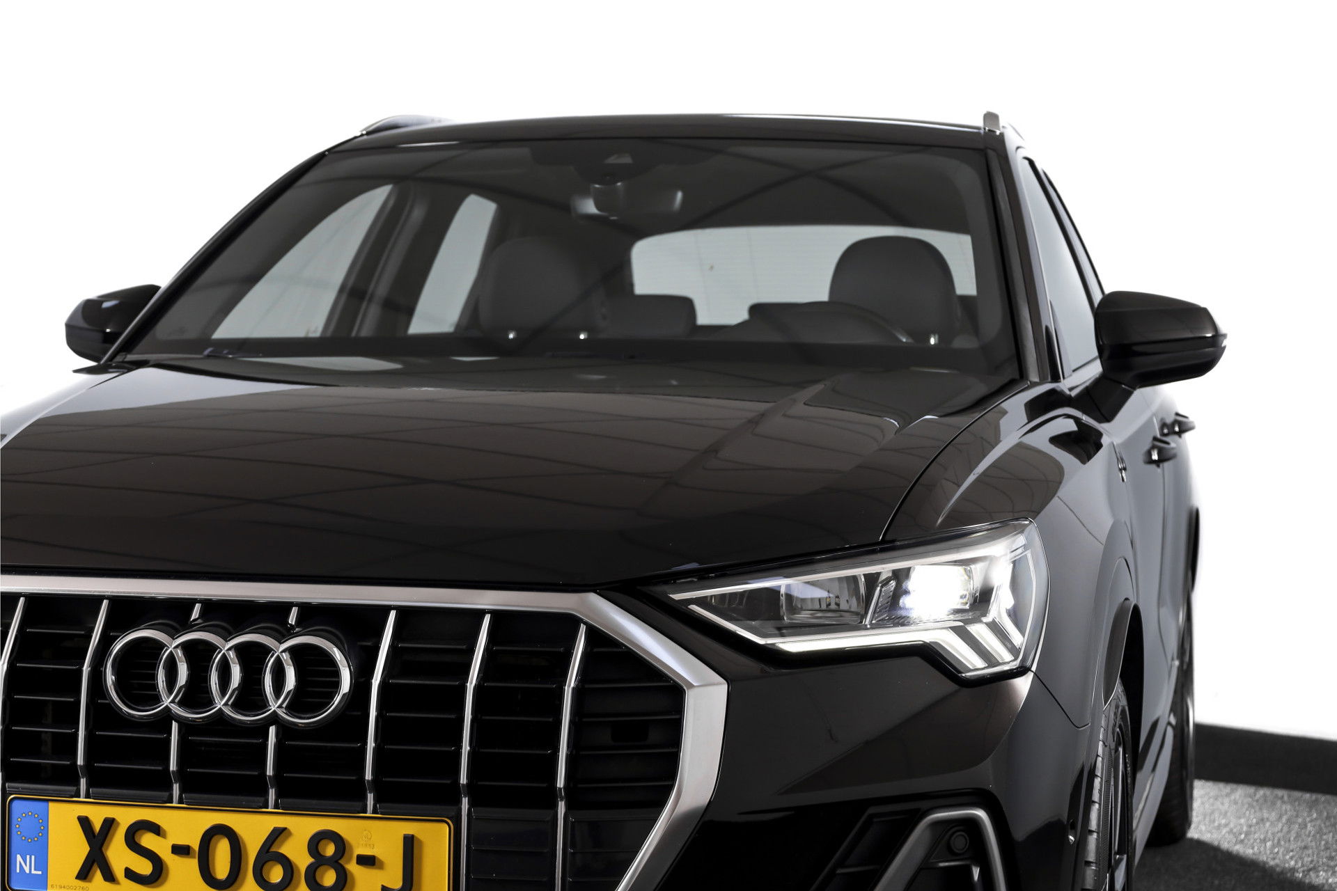 Audi - Q3